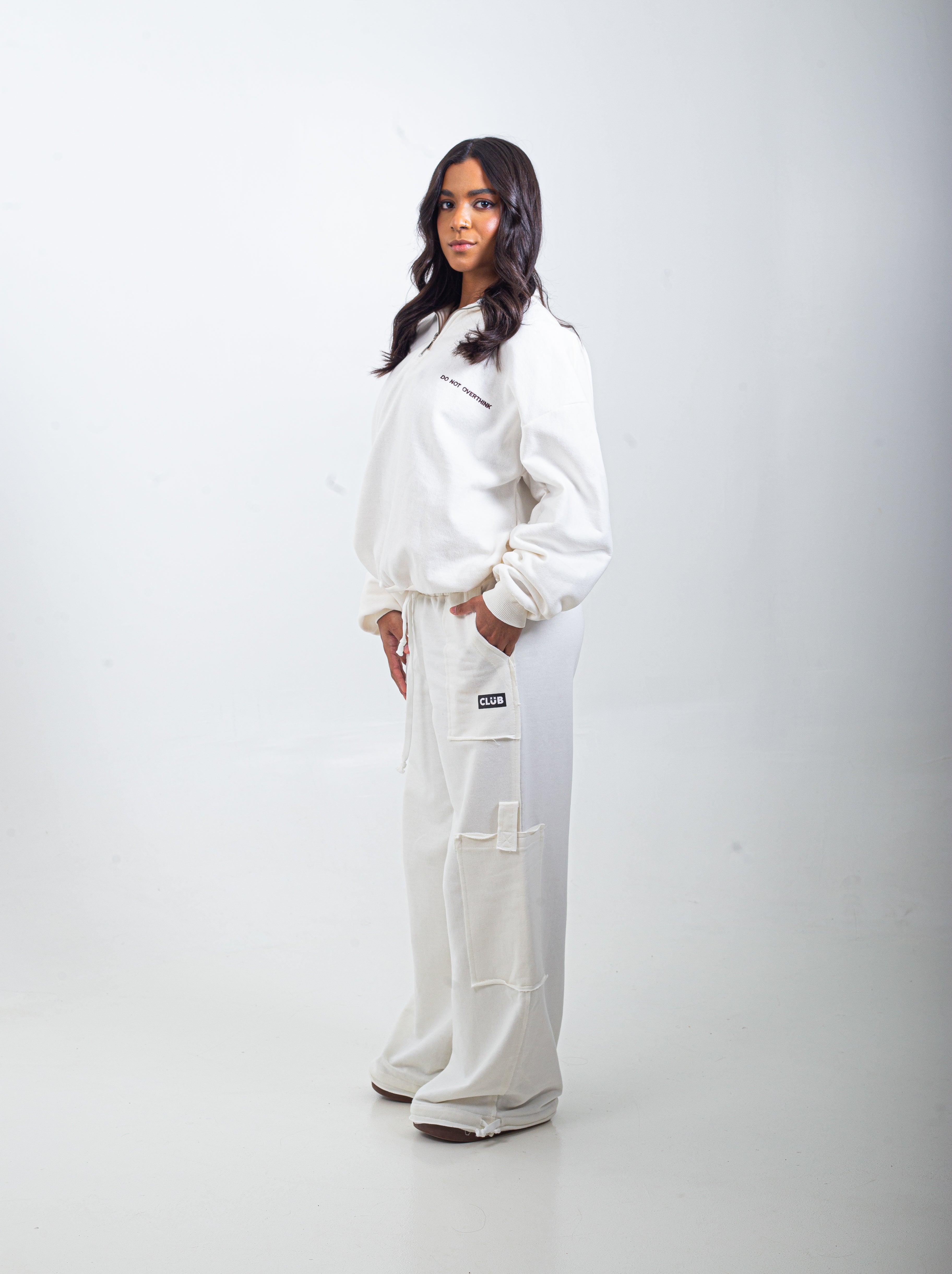 CASACO ZIPPER NECK OVERTHINKER